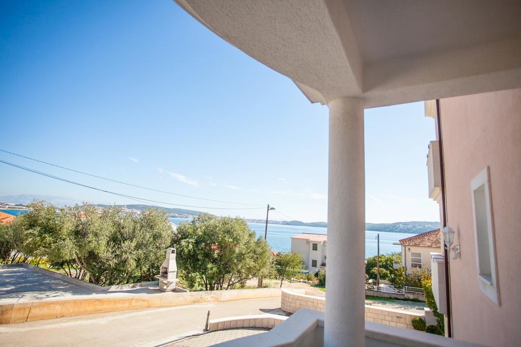 Apartments Barbara Τρογκίρ Εξωτερικό φωτογραφία